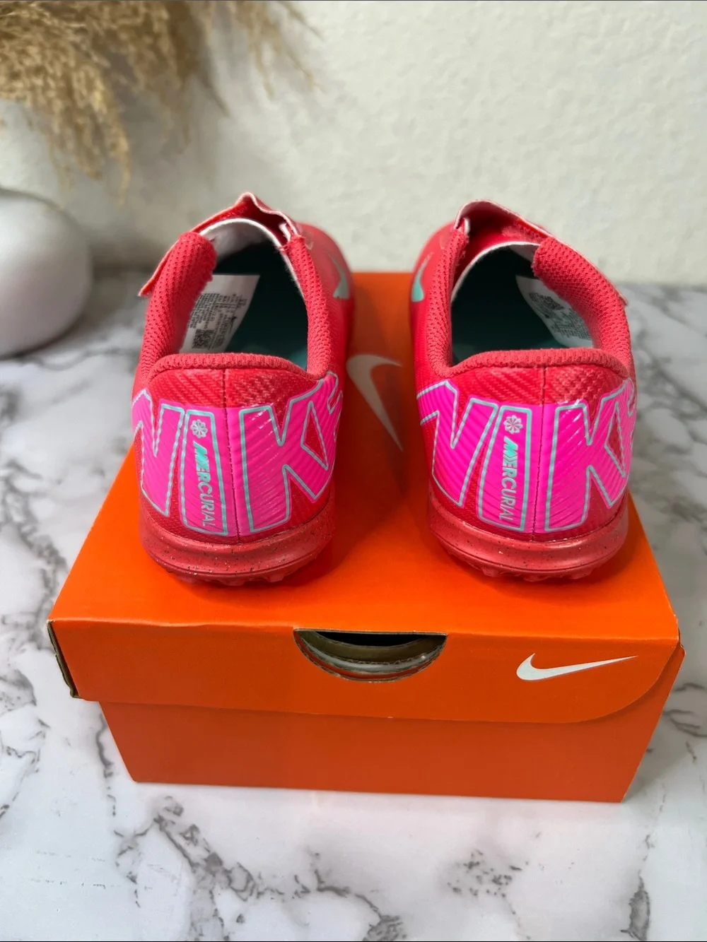 Nike Jr. Mercurial Vapor 16 Club Little Kids' TF Low-Top Soccer Shoes 12C